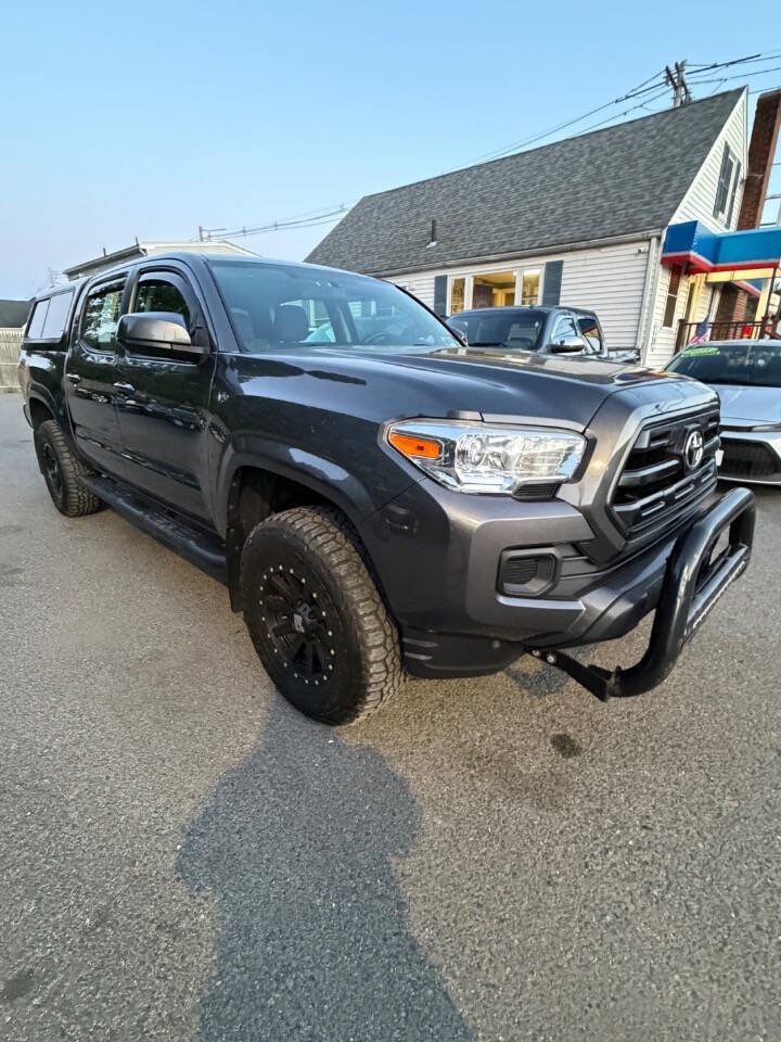Used 2016 Toyota Tacoma SR AWD/4WD image 3