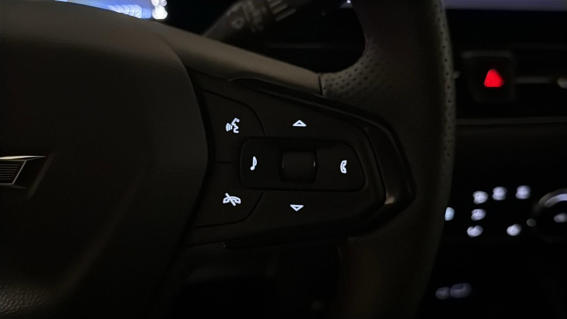 Used 2025 Chevrolet TrailBlazer RS w/ Convenience Package image 17