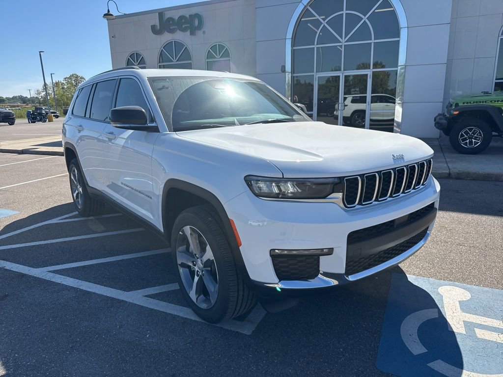 New 2025 Jeep Grand Cherokee L Limited image 2