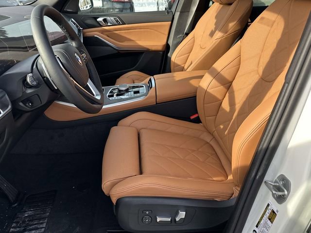 New 2026 BMW X5 xDrive40i w/ Premium Package AWD/4WD image 14