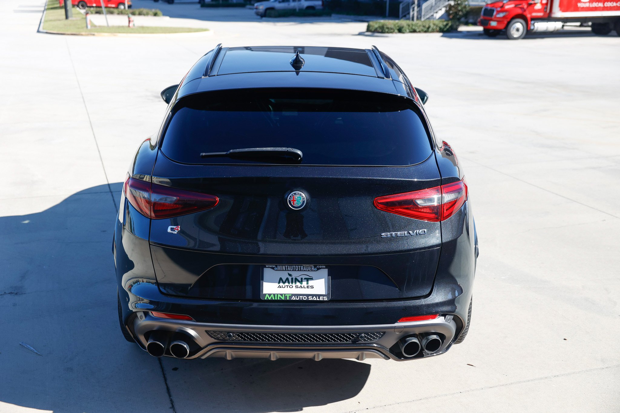 Used 2022 Alfa Romeo Stelvio Quadrifoglio w/ Active Assist Plus Package AWD/4WD image 14