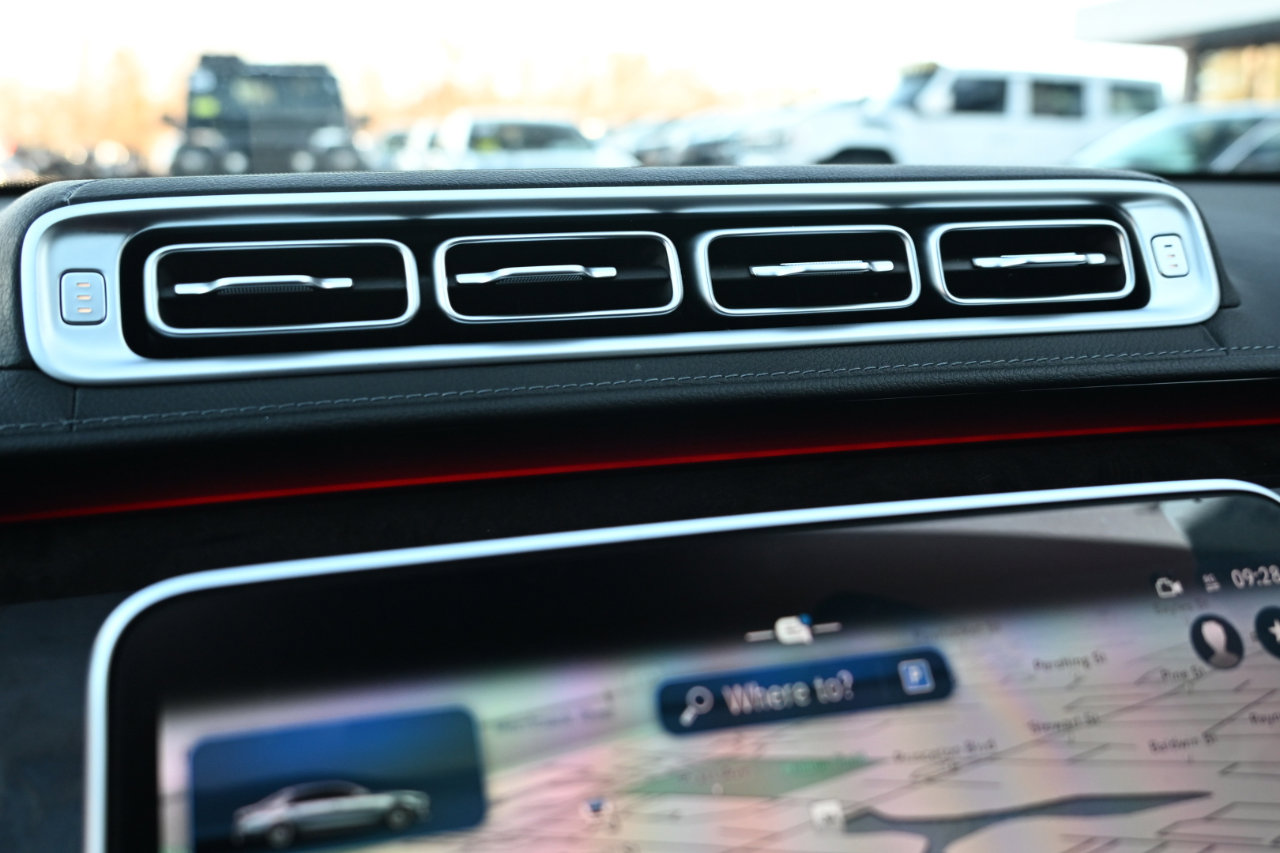 Used 2024 Mercedes-Benz S 580 4MATIC Sedan image 31