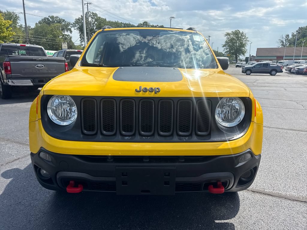 Used 2016 Jeep Renegade Trailhawk w/ Cold Weather Group AWD/4WD image 3