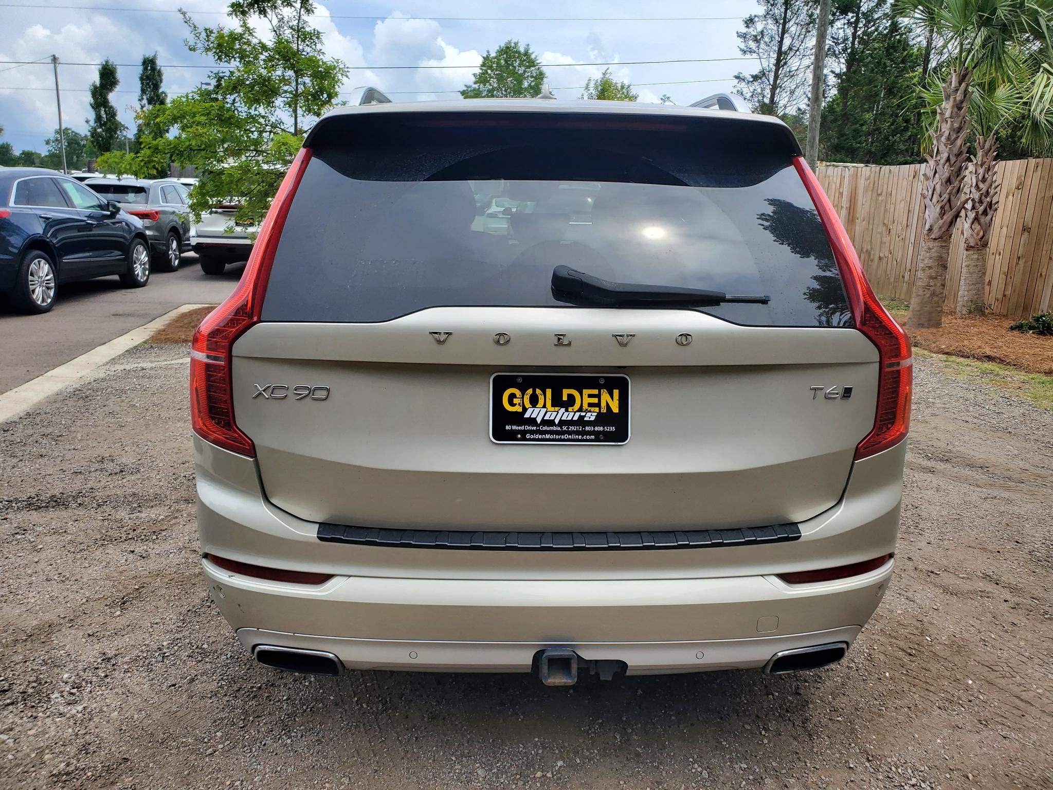 Used 2017 Volvo XC90 T6 Momentum w/ Vision Package AWD/4WD image 6