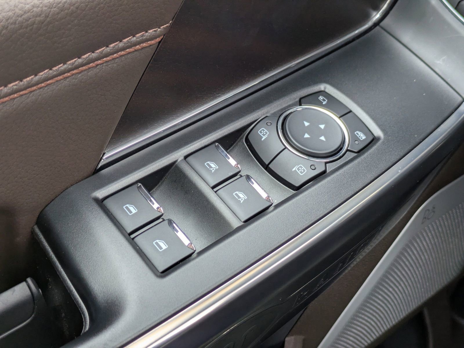 Certified 2025 Ford F150 King Ranch w/ FX4 Off-Road Package AWD/4WD image 27