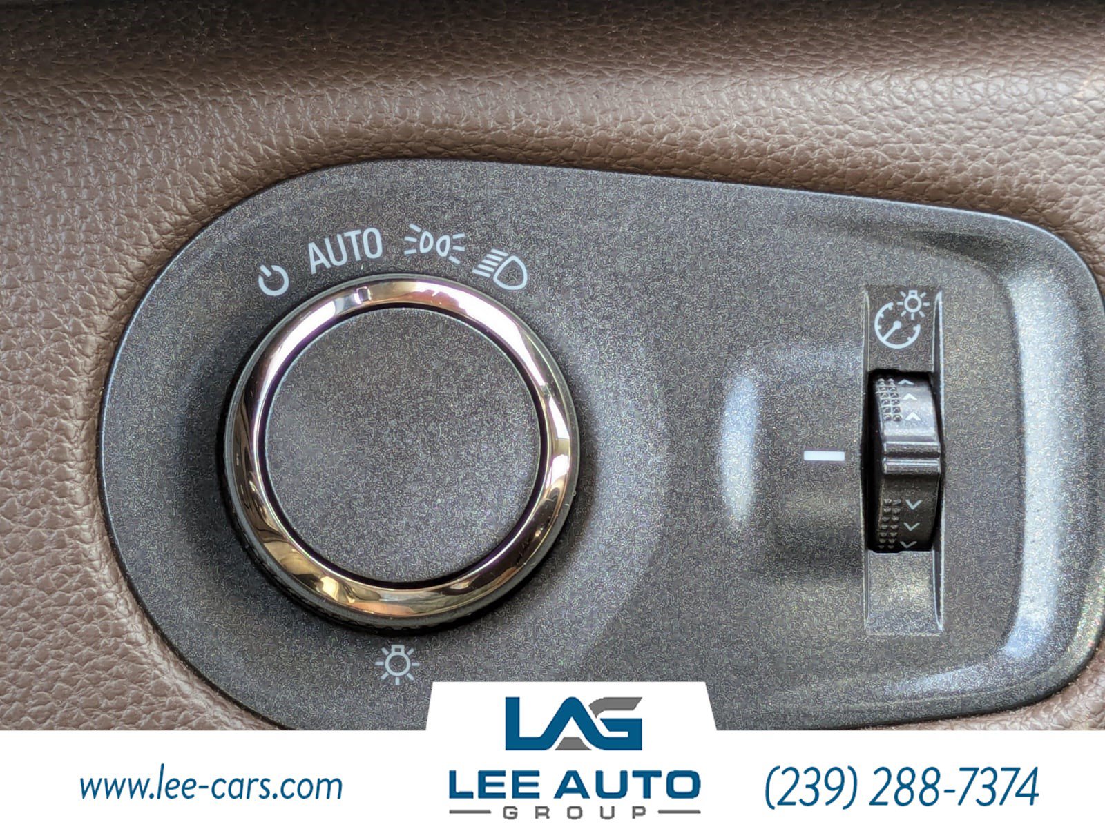 Used 2015 Cadillac SRX Luxury AWD/4WD image 22
