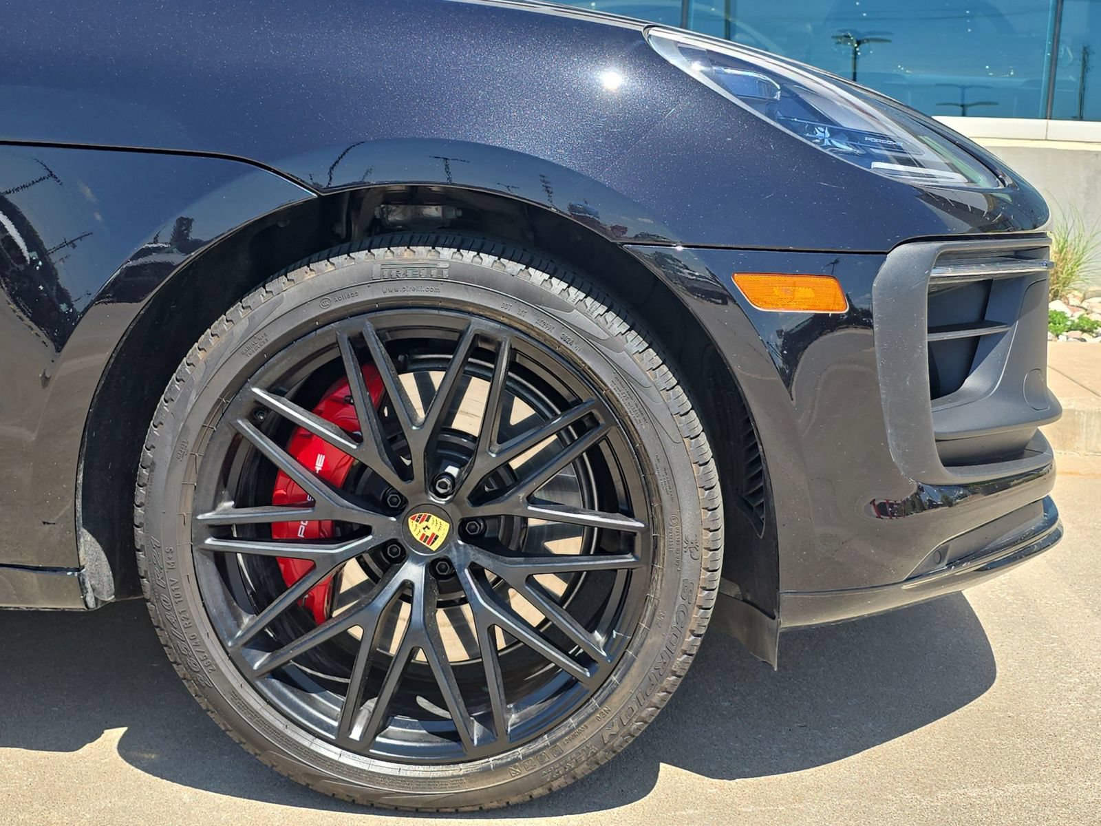 Certified 2023 Porsche Macan GTS AWD/4WD image 11