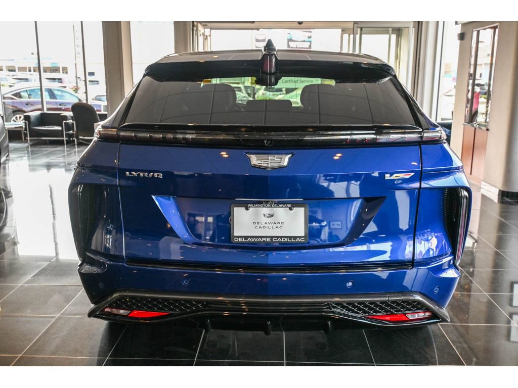 New 2026 Cadillac Lyriq V w/ Exterior Carbon Fiber Package image 6