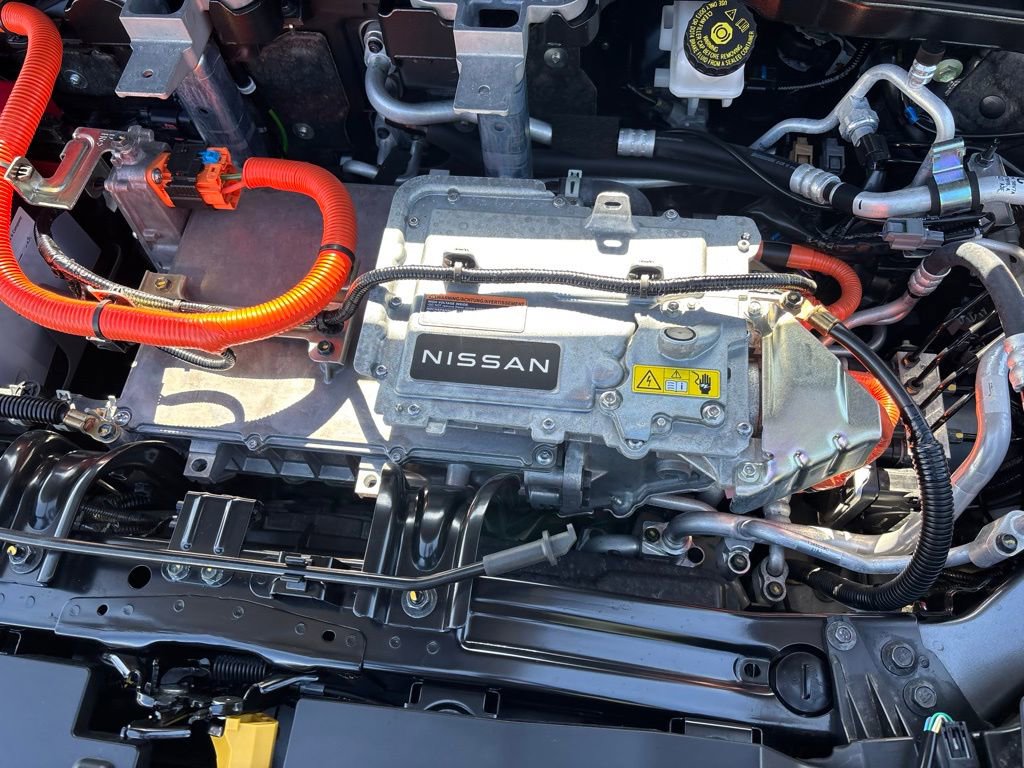 Certified 2025 Nissan Ariya AWD image 34