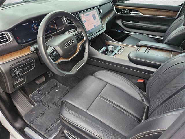 Used 2024 Jeep Grand Wagoneer Series I w/ HD Trailer Tow Package image 9