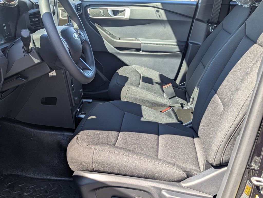 New 2026 Ford Explorer 4WD Police Interceptor image 6