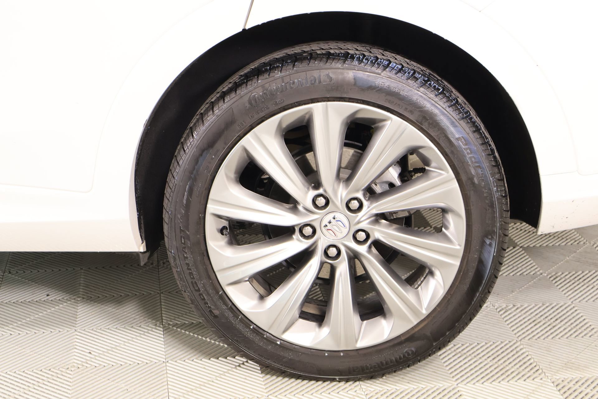 Used 2024 Buick Envista Avenir FWD image 19