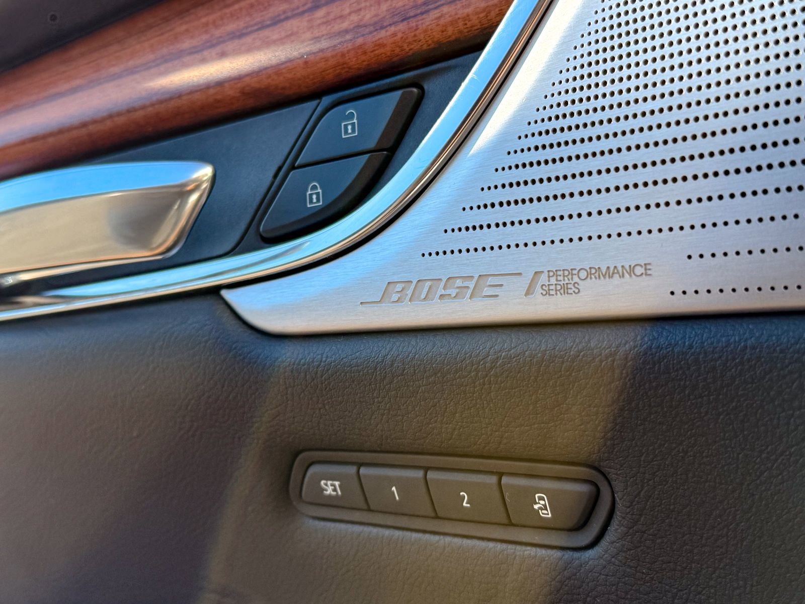 Used 2022 Cadillac XT5 Premium Luxury image 17