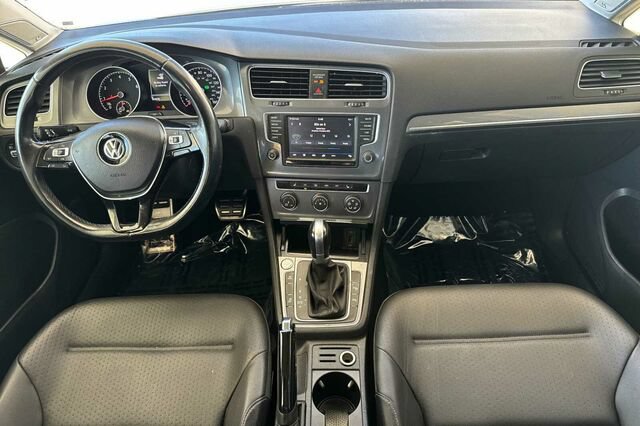 Used 2017 Volkswagen Golf Alltrack SE AWD/4WD image 13