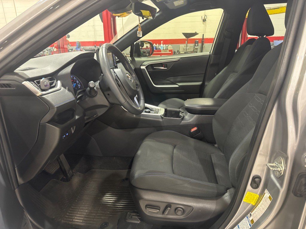Used 2022 Toyota RAV4 SE AWD/4WD image 49