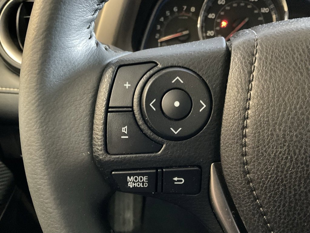 Used 2014 Toyota RAV4 Limited image 12