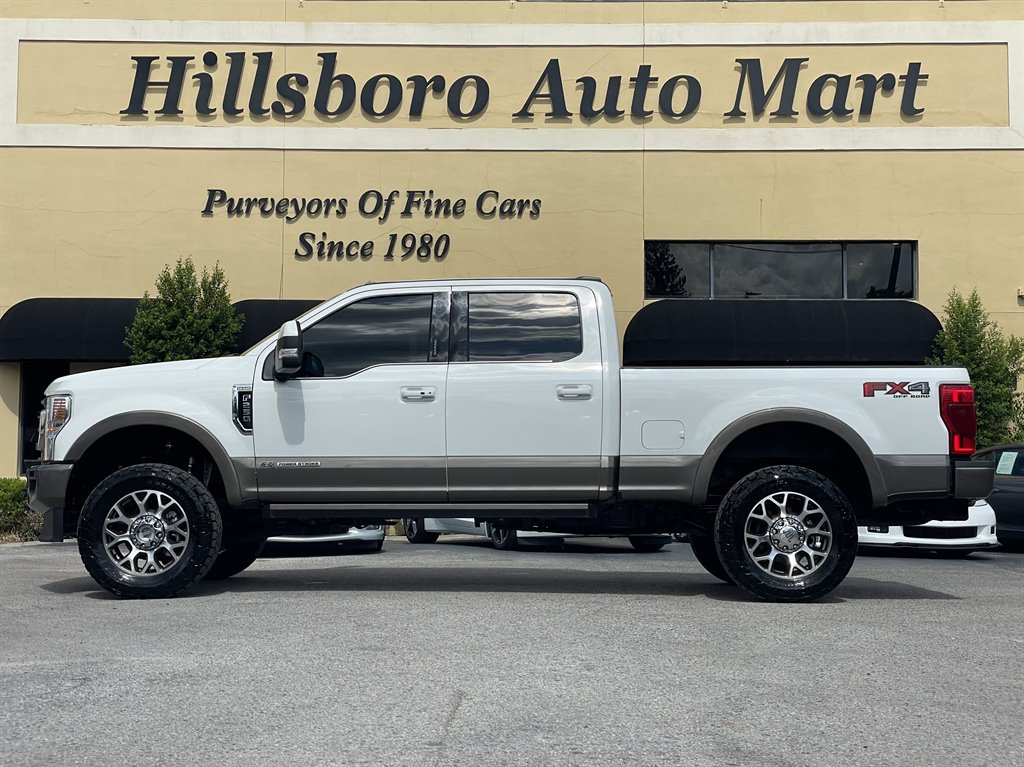 Used 2021 Ford F250 King Ranch w/ King Ranch Ultimate Package AWD/4WD image 3