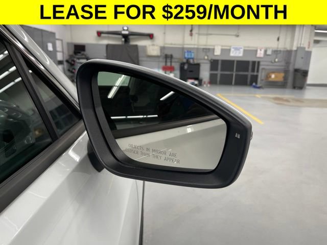 Used 2026 Volkswagen Tiguan SE AWD/4WD image 12