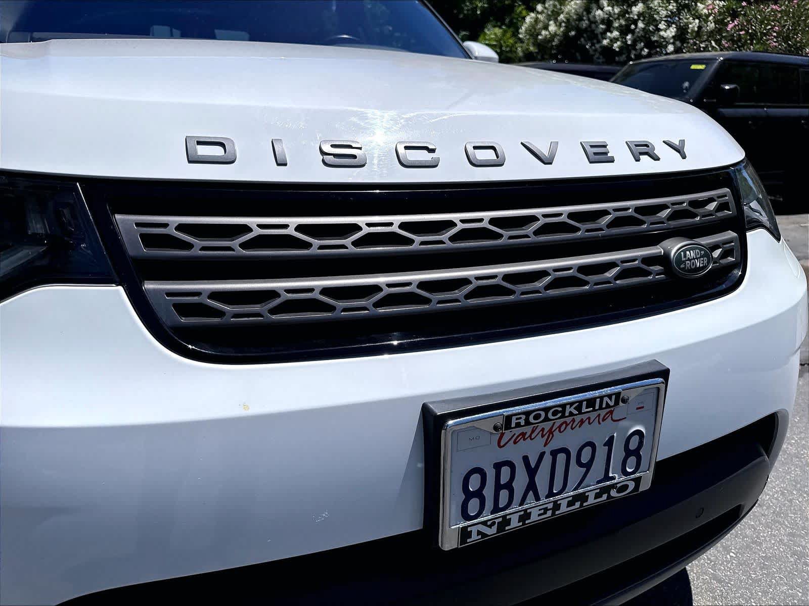 Used 2017 Land Rover Discovery SE AWD/4WD image 30