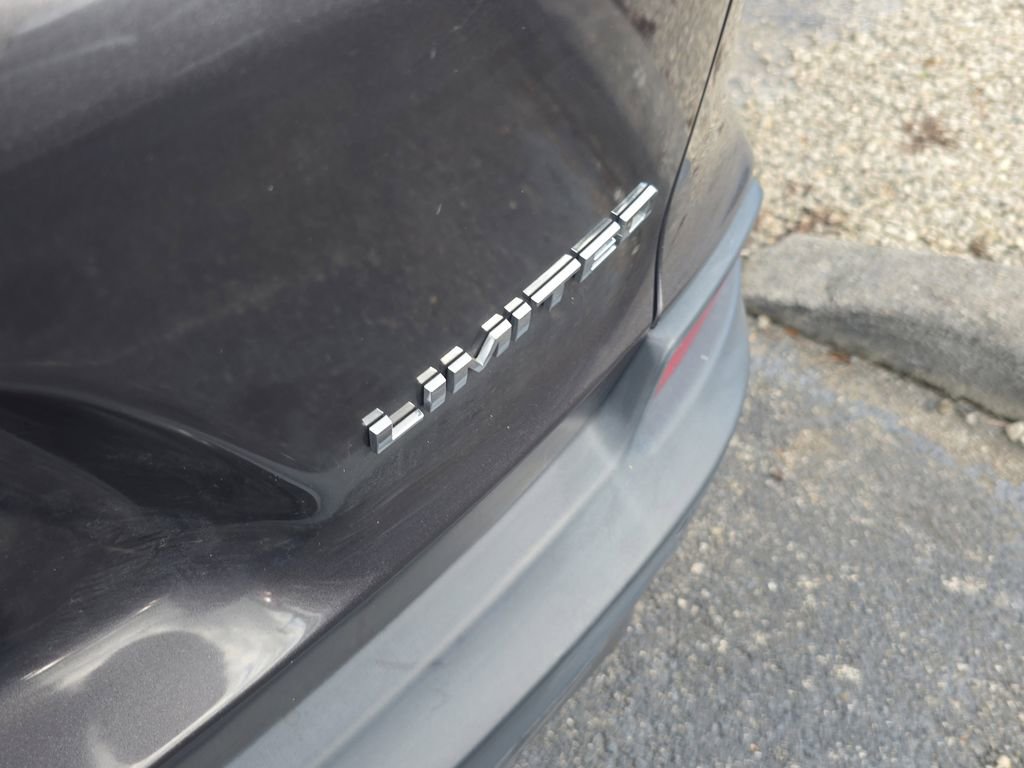 Used 2019 Jeep Cherokee Limited image 7