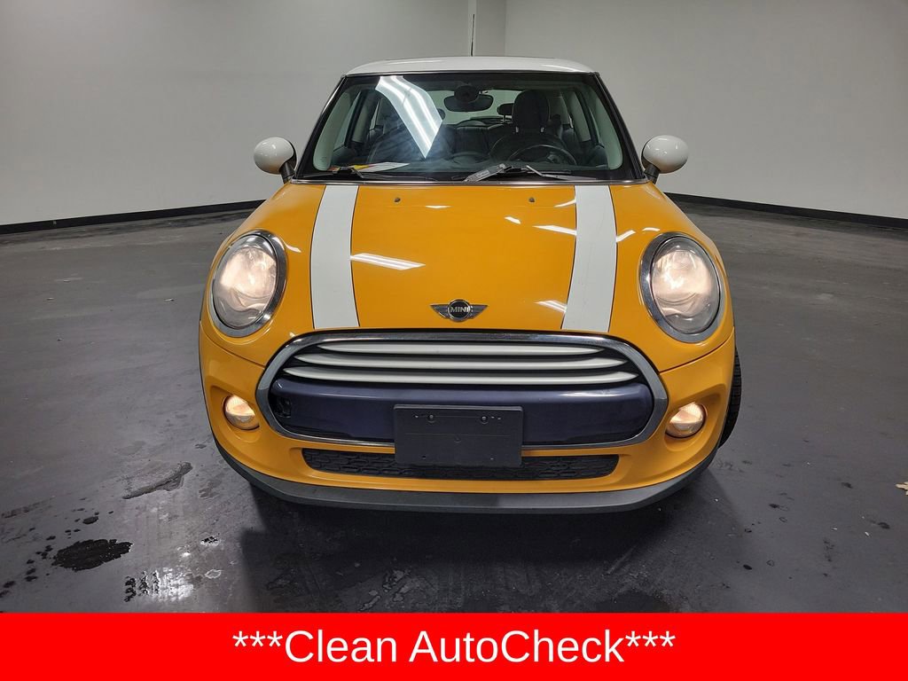 Used 2015 MINI Cooper 2-Door Hardtop image 2