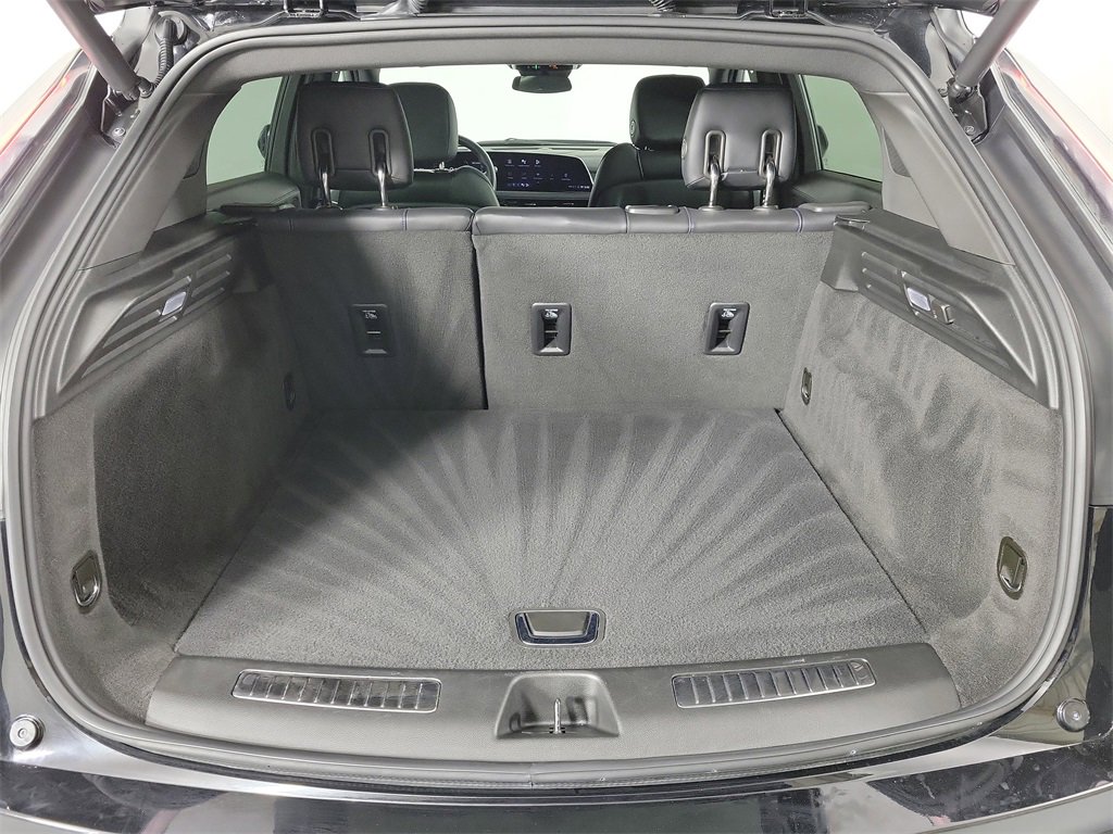 Certified 2024 Cadillac XT4 Sport image 8