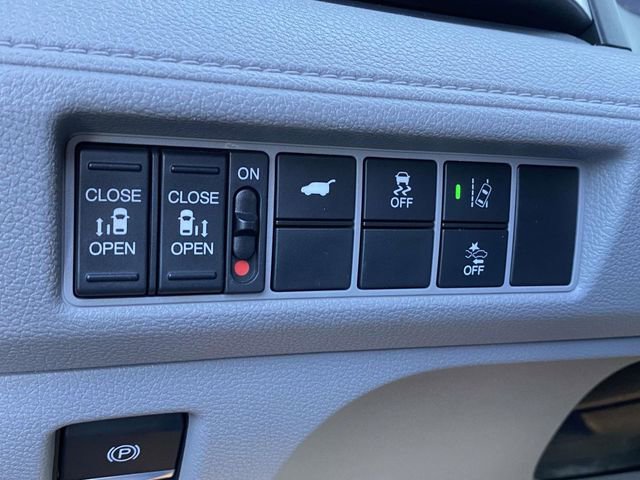 Used 2018 Honda Odyssey EX-L image 35