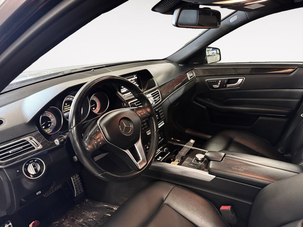 Used 2015 Mercedes-Benz E 250 BlueTEC Sedan image 10
