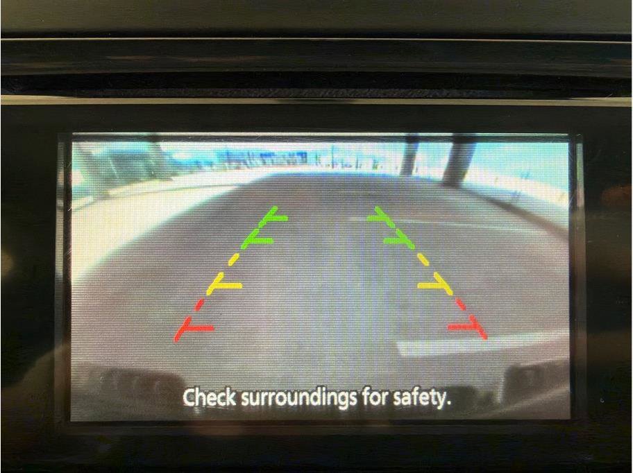 Used 2014 Nissan Frontier PRO-4X AWD/4WD image 18