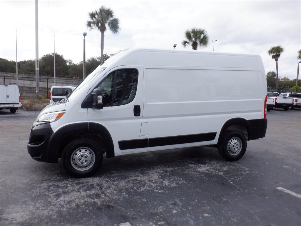 Used 2024 RAM ProMaster 1500 w/ Convenience Group image 2