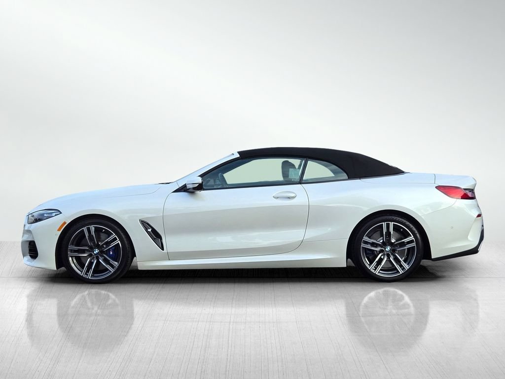 Used 2025 BMW 840i Convertible w/ Driving Assistance Package RWD image 7