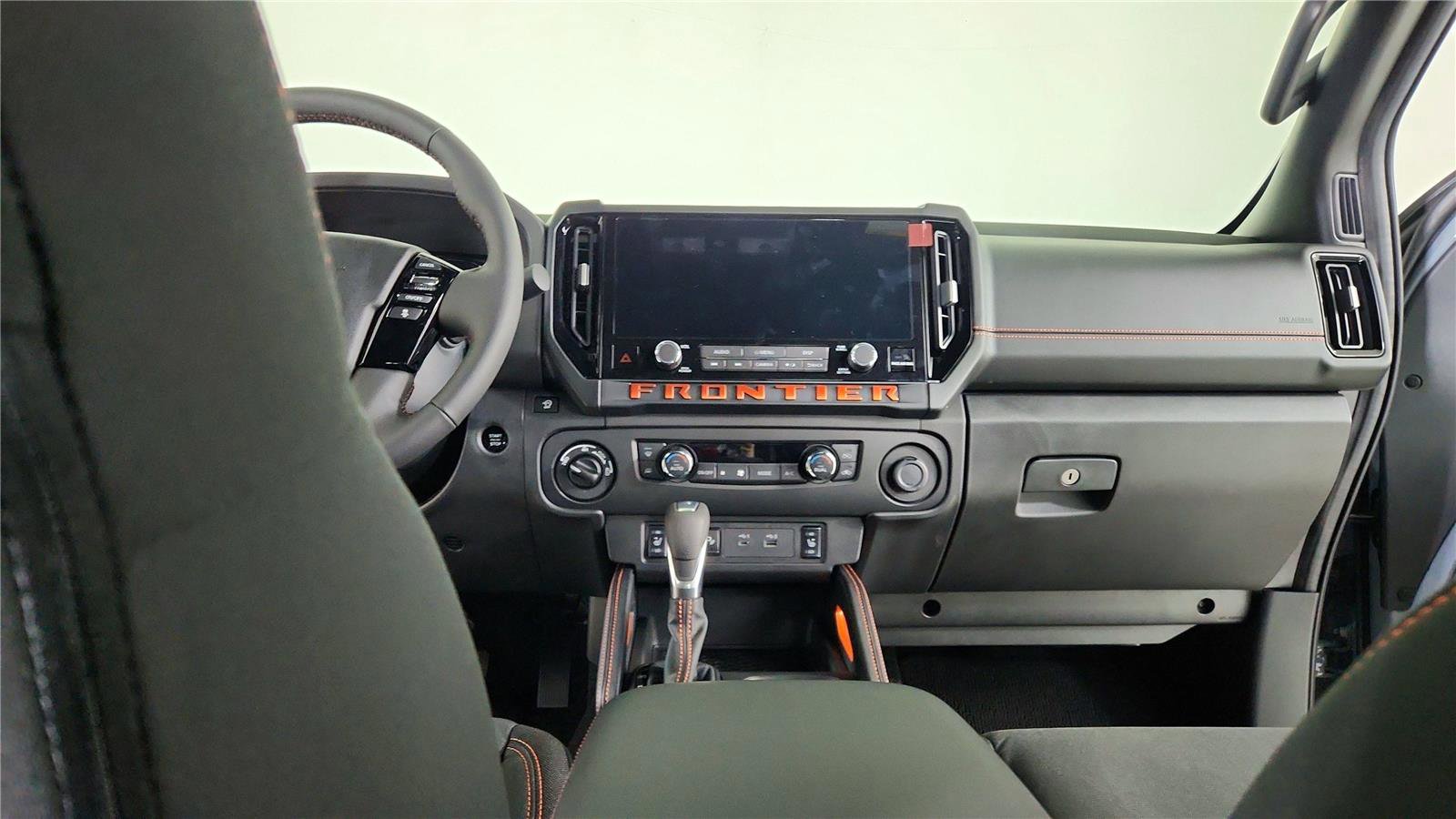 New 2026 Nissan Frontier PRO-4X w/ Pro-4x Convenience Package image 20