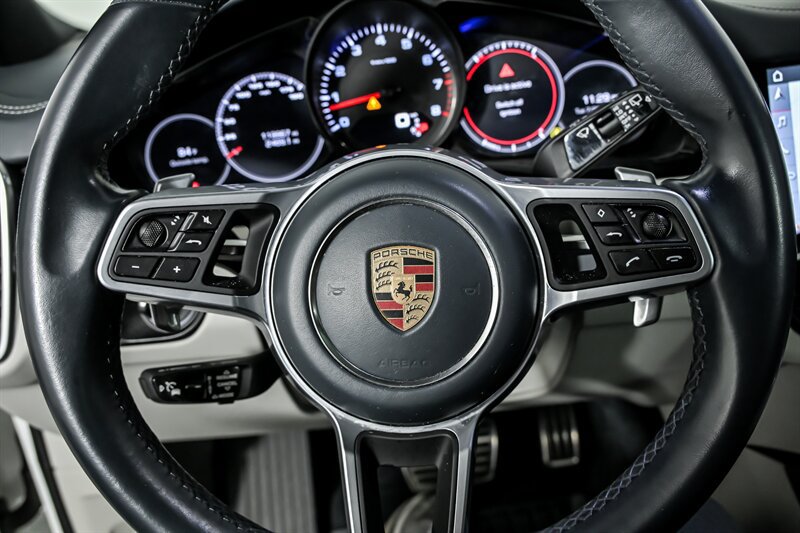 Used 2020 Porsche Cayenne S AWD/4WD image 24