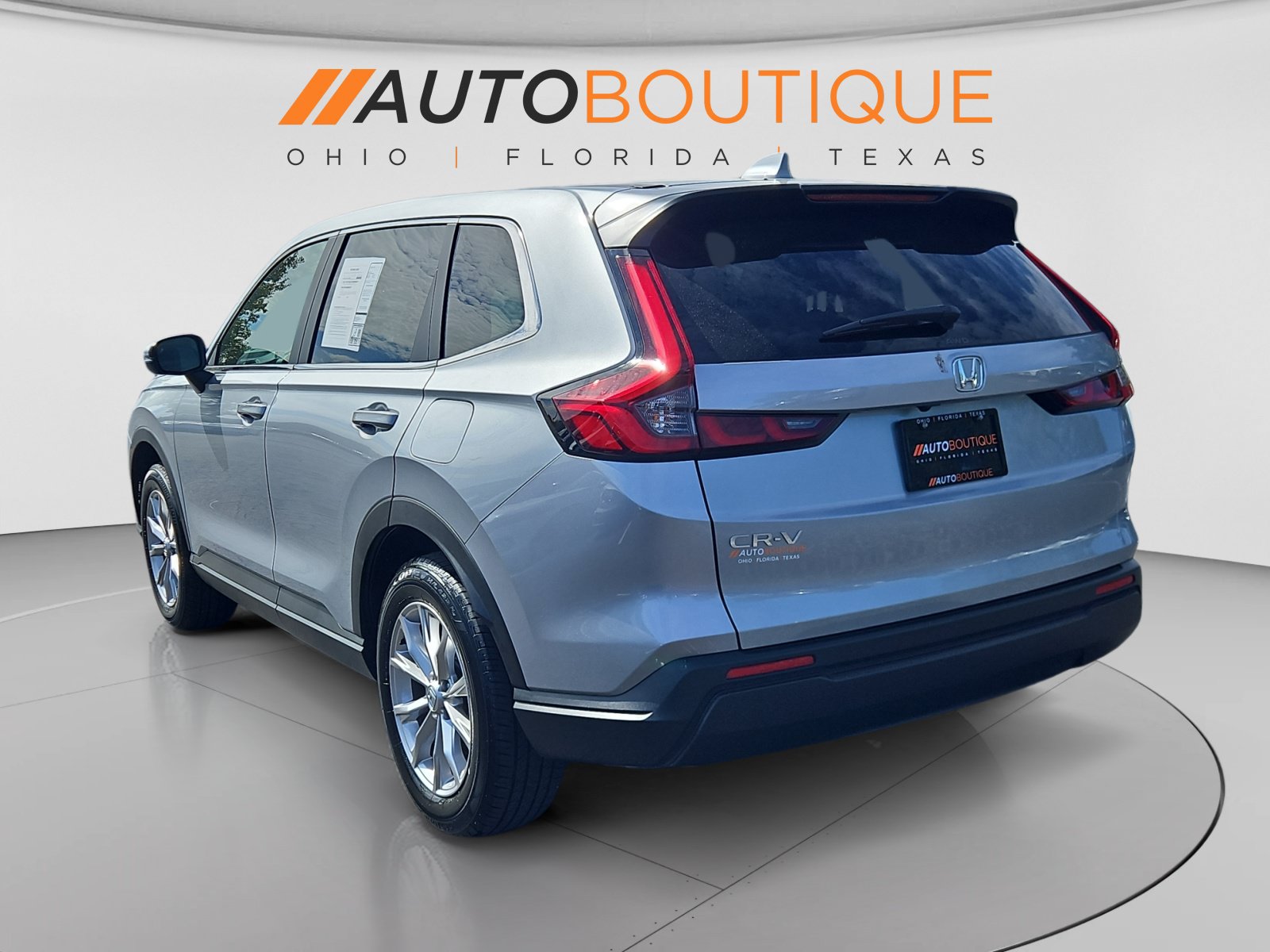 Used 2023 Honda CR-V EX image 3