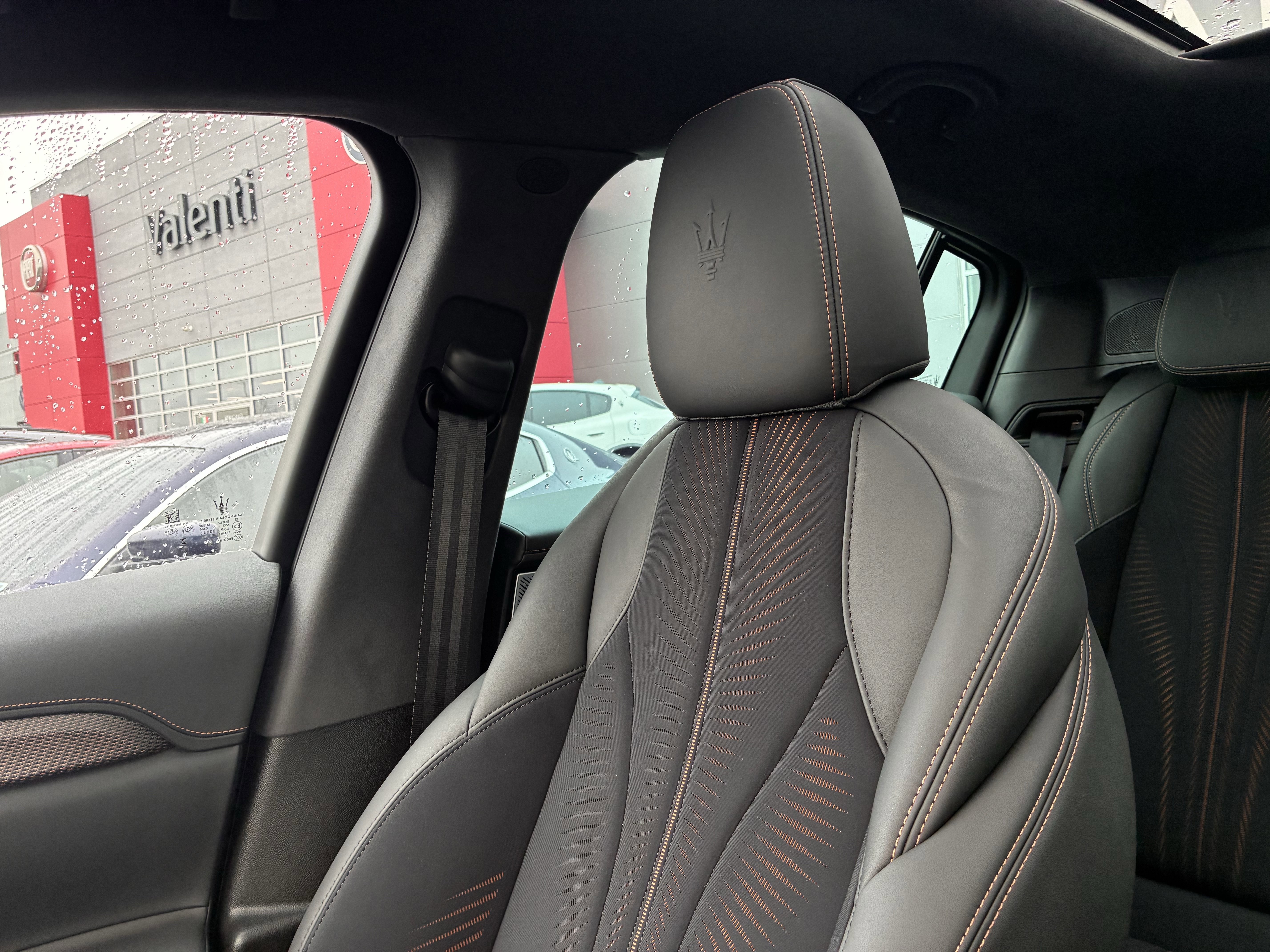 Used 2025 Maserati Grecale Folgore image 22