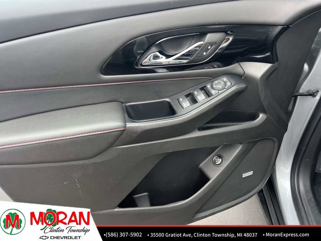 Certified 2023 Chevrolet Traverse RS w/ LPO, Floor Liner Package FWD image 14