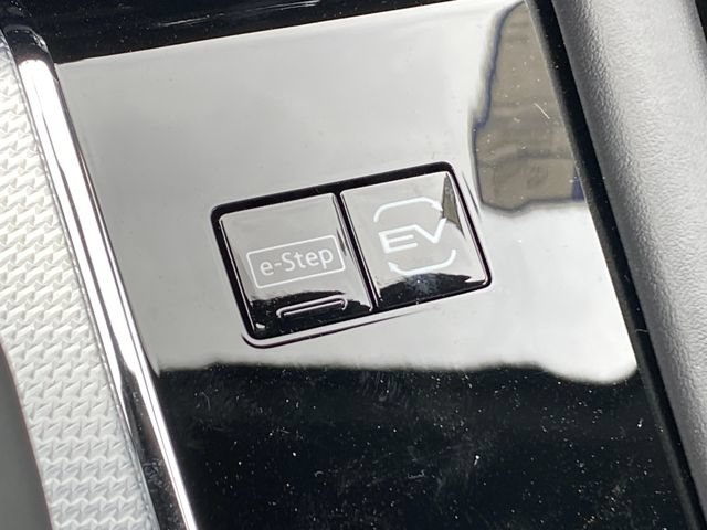 New 2026 Nissan Rogue Platinum AWD/4WD image 19