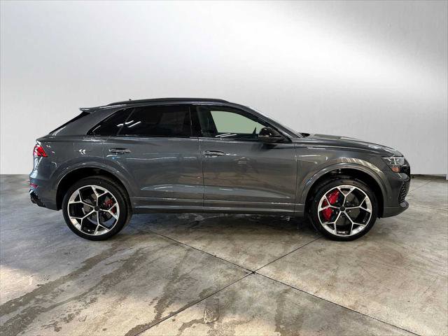 New 2026 Audi RS Q8 performance image 2