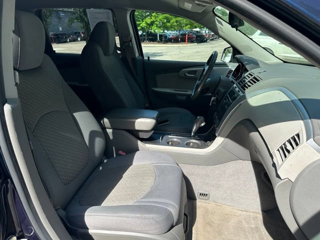 Used 2011 Chevrolet Traverse LT w/ Personal Connectivity Package AWD/4WD image 28