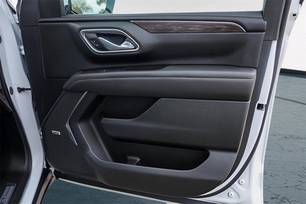 Used 2024 Chevrolet Tahoe Z71 w/ Off-Road Capability Package image 34