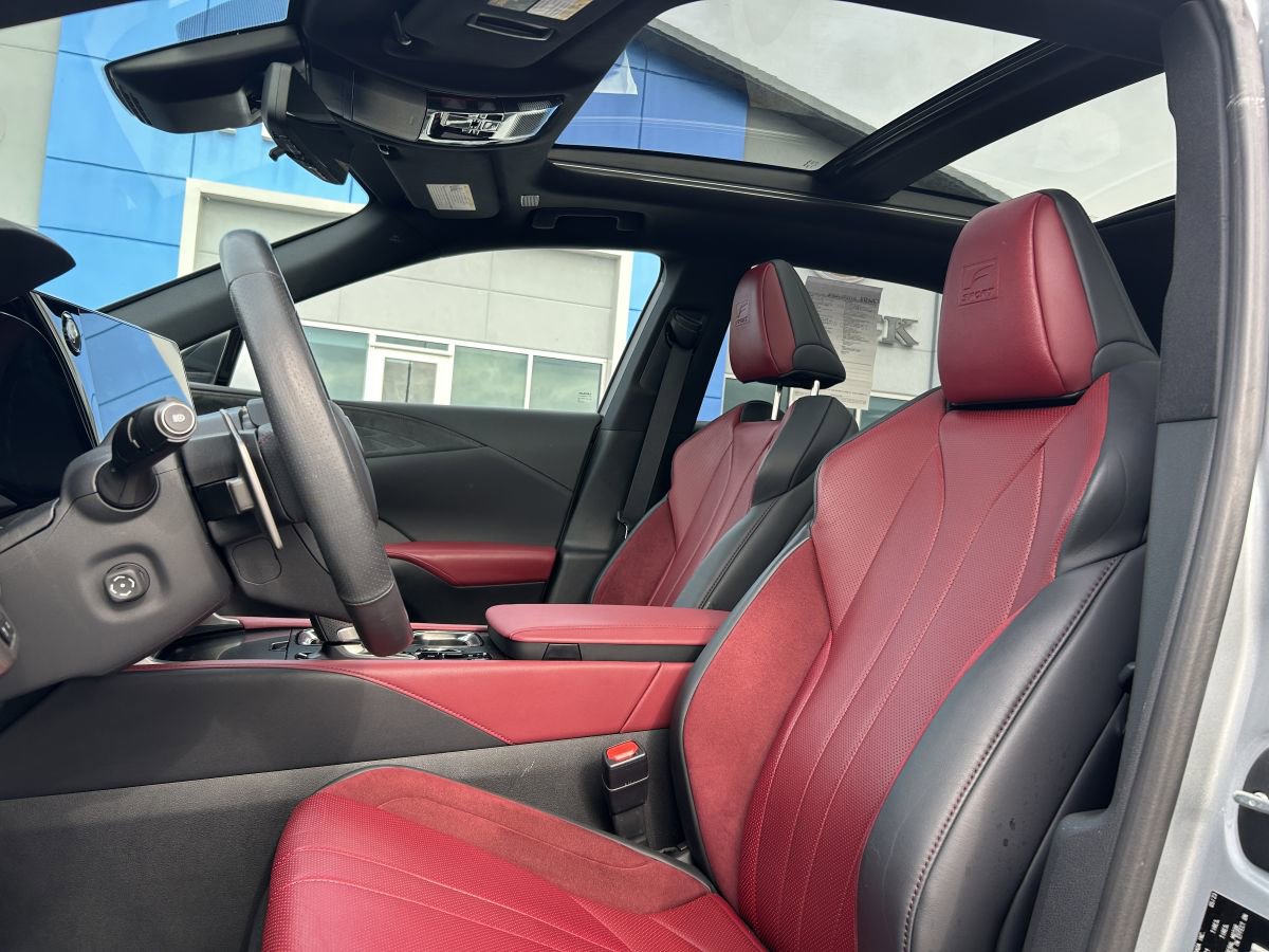 Used 2023 Lexus RX 500h F Sport w/ Accessory Package (2T) image 7