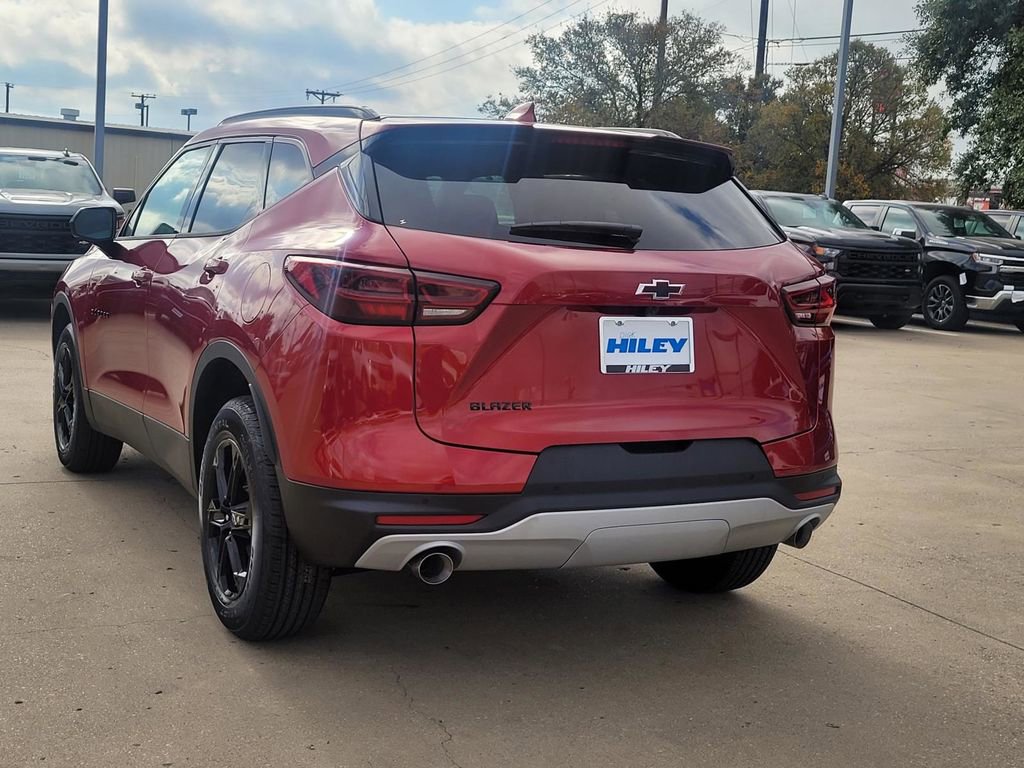 New 2026 Chevrolet Blazer LT image 3