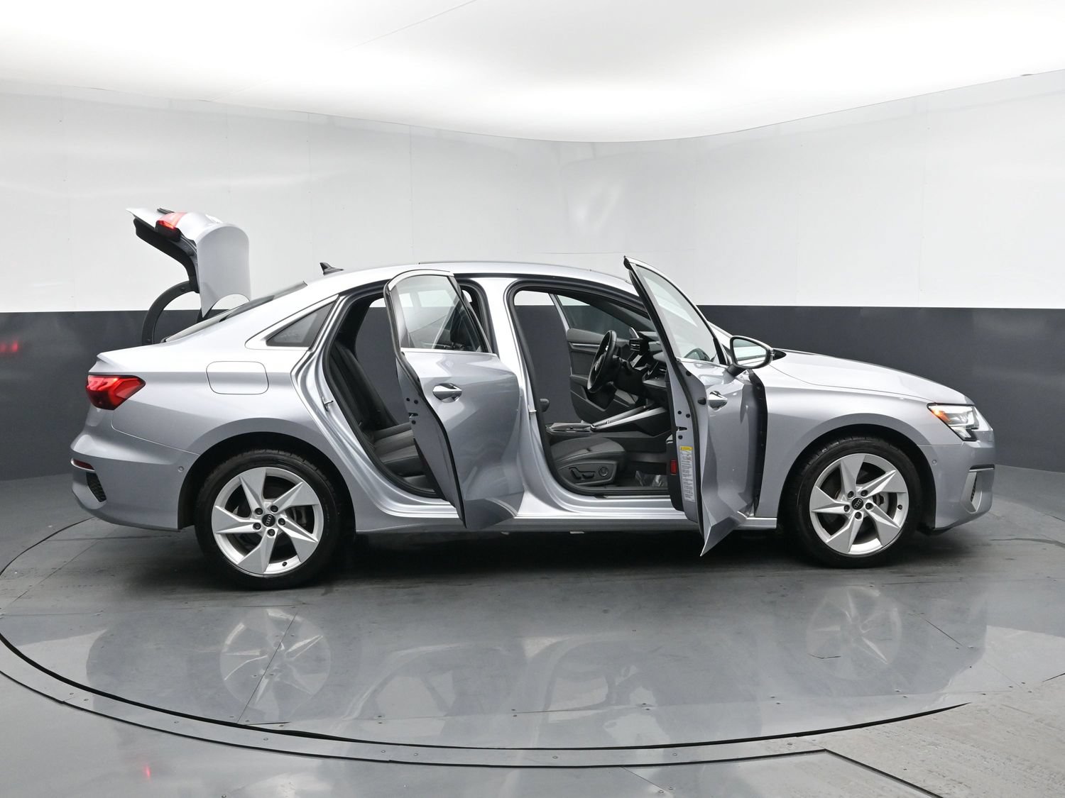 Used 2024 Audi A3 2.0T Premium FWD image 29