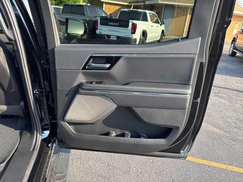 New 2025 GMC Sierra EV Denali image 16