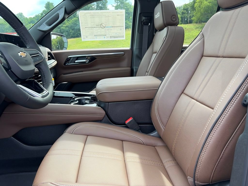 New 2026 Chevrolet Tahoe High Country AWD/4WD image 14