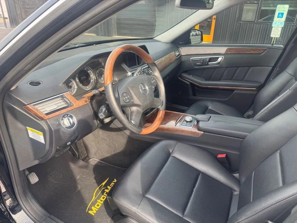 Used 2012 Mercedes-Benz E 350 4MATIC Sedan image 5