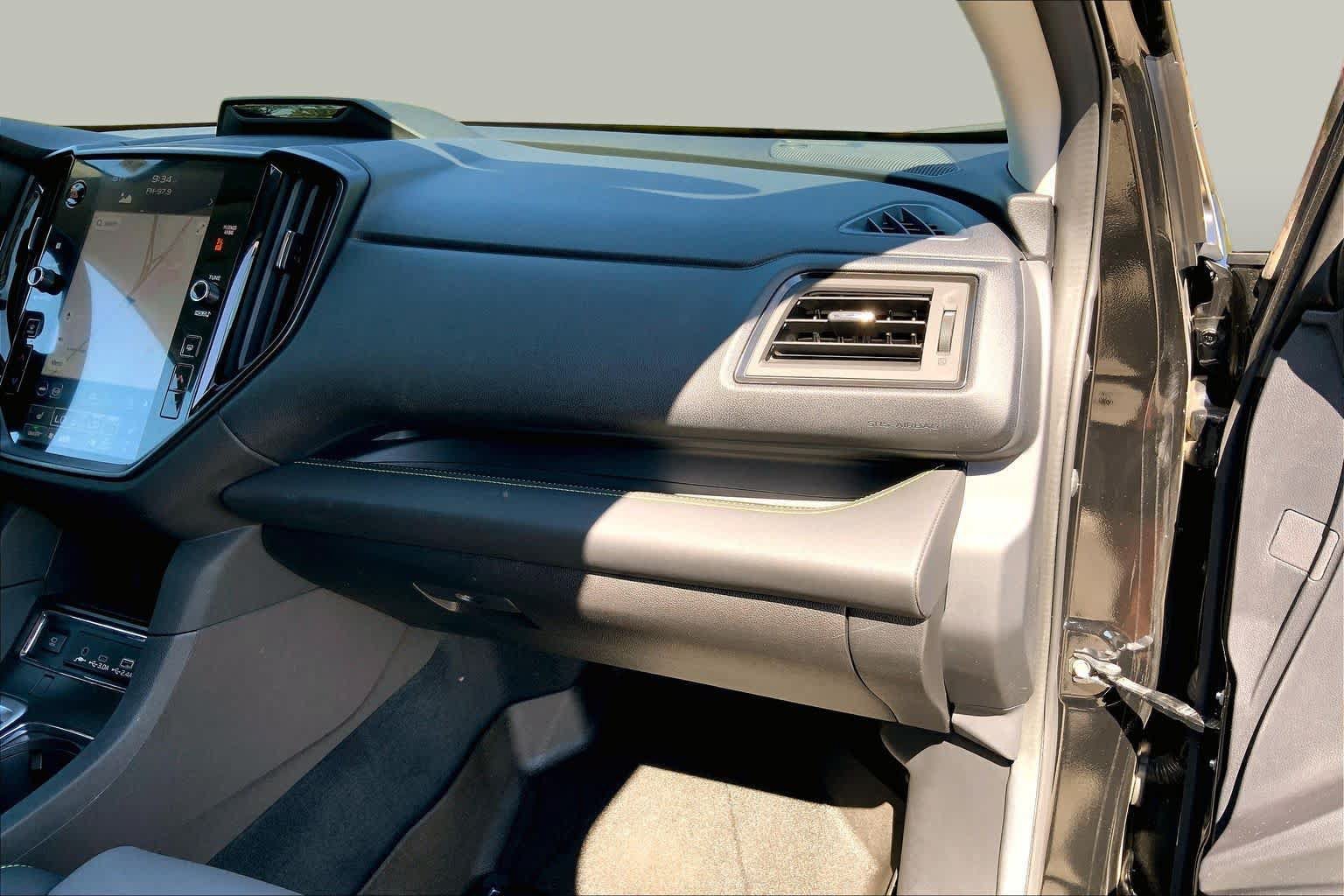Used 2023 Subaru Ascent Onyx Edition Limited AWD/4WD image 19