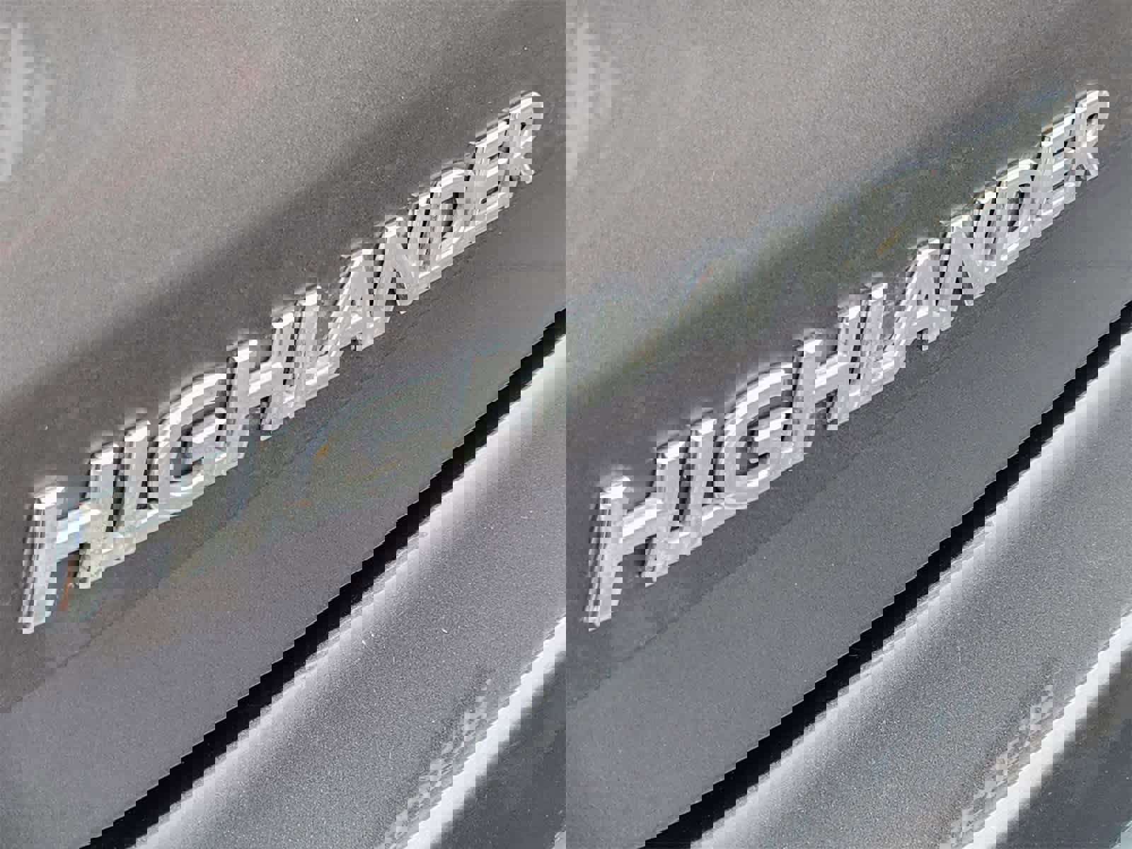 Used 2016 Toyota Highlander XLE image 12