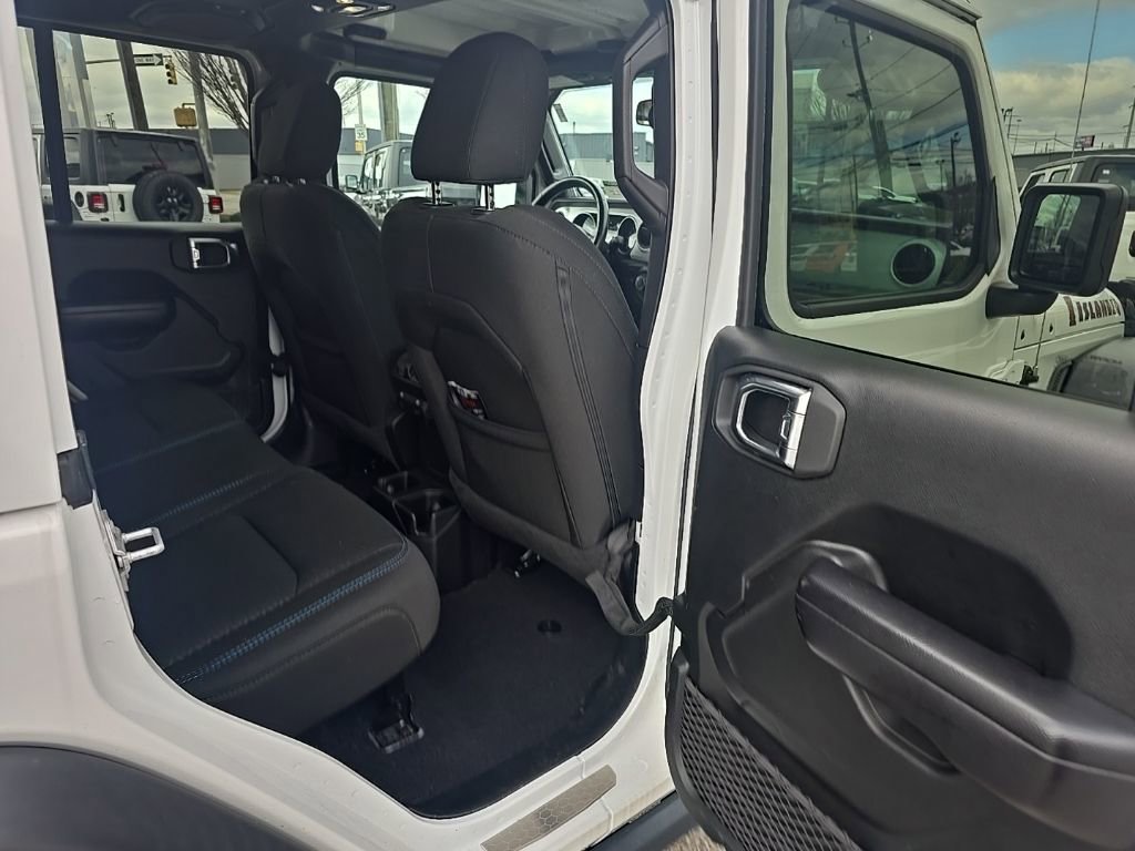 Used 2021 Jeep Wrangler Unlimited Islander AWD/4WD image 20