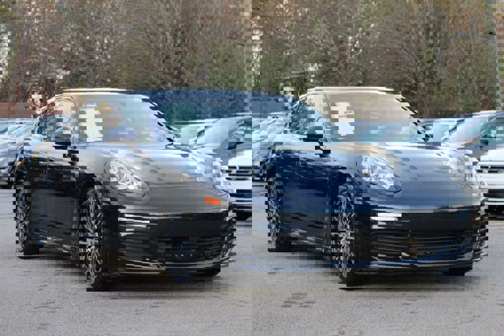 Used 2016 Porsche Panamera Edition image 1